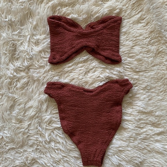 NWT Hunza g Gloria bikini set in metallic rosewood - Picture 7 of 10